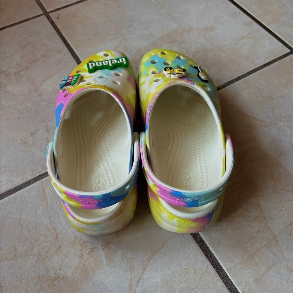 Crocs Platform Clogs - Picture 3 of 5
